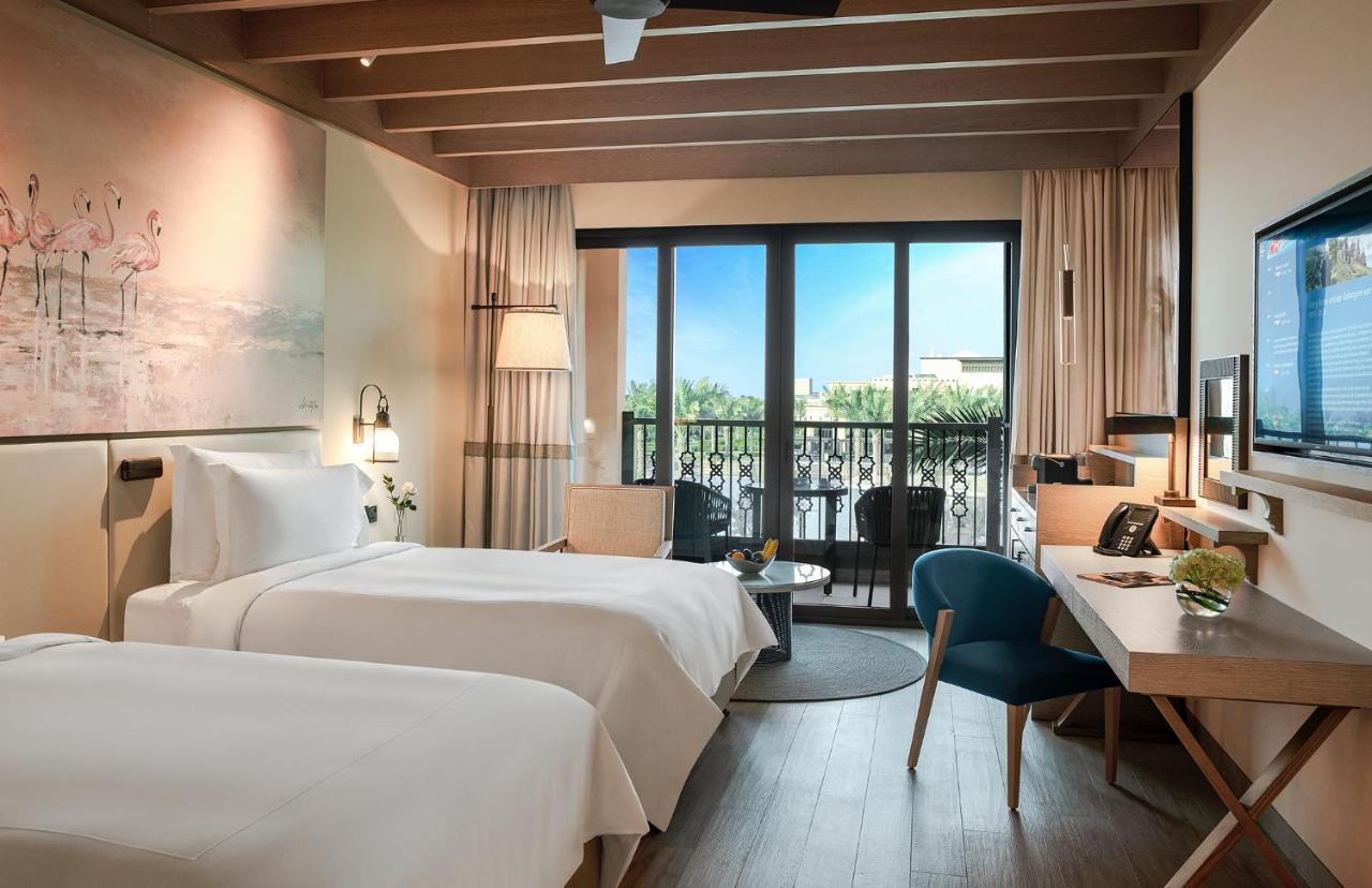 Resort Saadiyat Rotana And