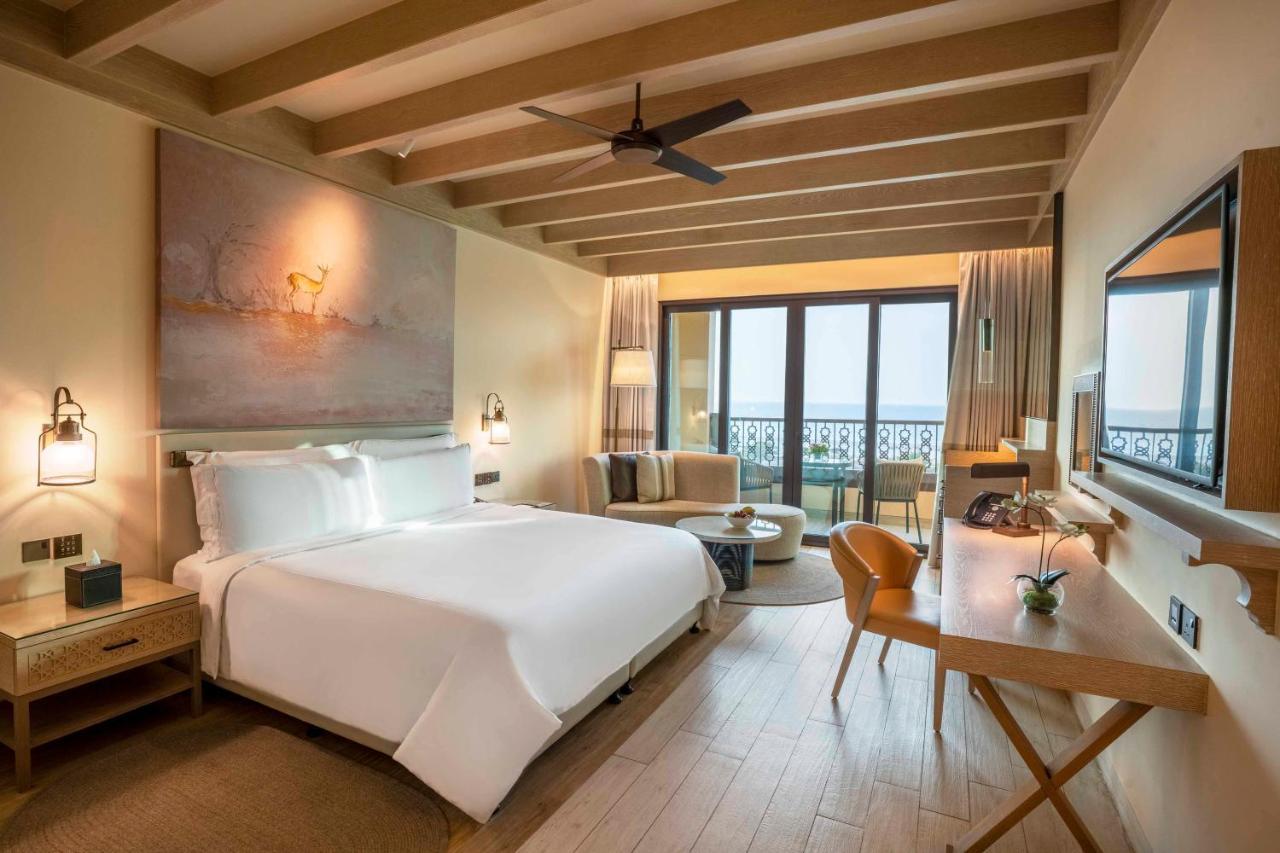 Saadiyat Rotana And 5* Abu Dhabi