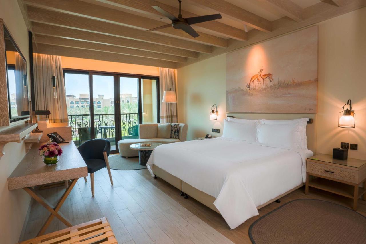 Saadiyat Rotana And Abou Dabi
